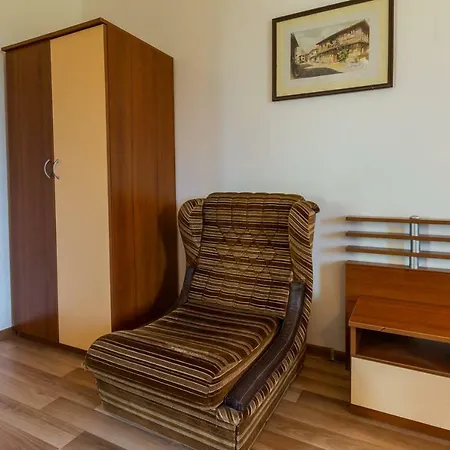 Holiday home Quiet 2 Bdrs In Dafinka Ik Burgas